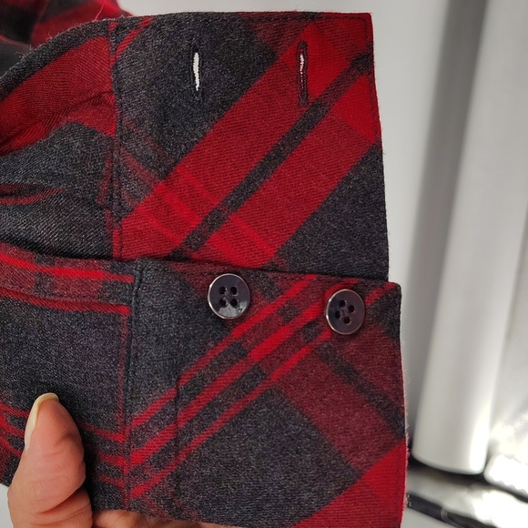 Cabi 3587 Cunningham Top Red And Gray Size Medium Half Button Pullover - Picture 4 of 7